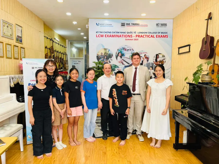 Trường Âm Nhạc Đức Thương Music