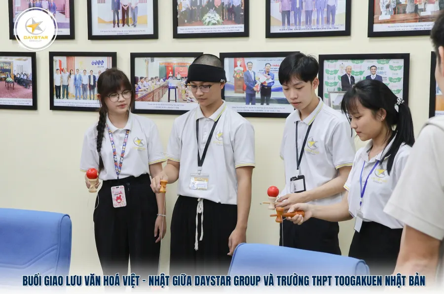 Trung tâm Ngoại ngữ Daystar