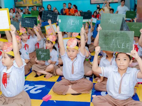 Trung tâm Ngoại ngữ Smart Kids