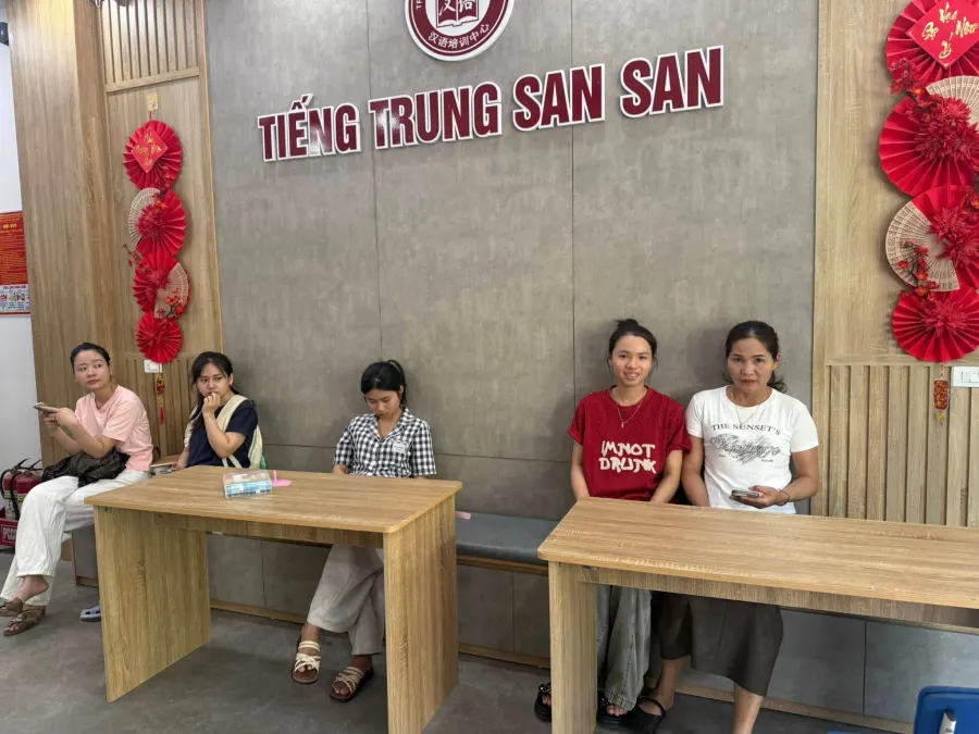 Trung tâm Tiếng Trung San San