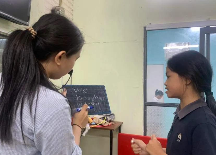 Trung tâm Ngoại ngữ Đại Dương Xanh