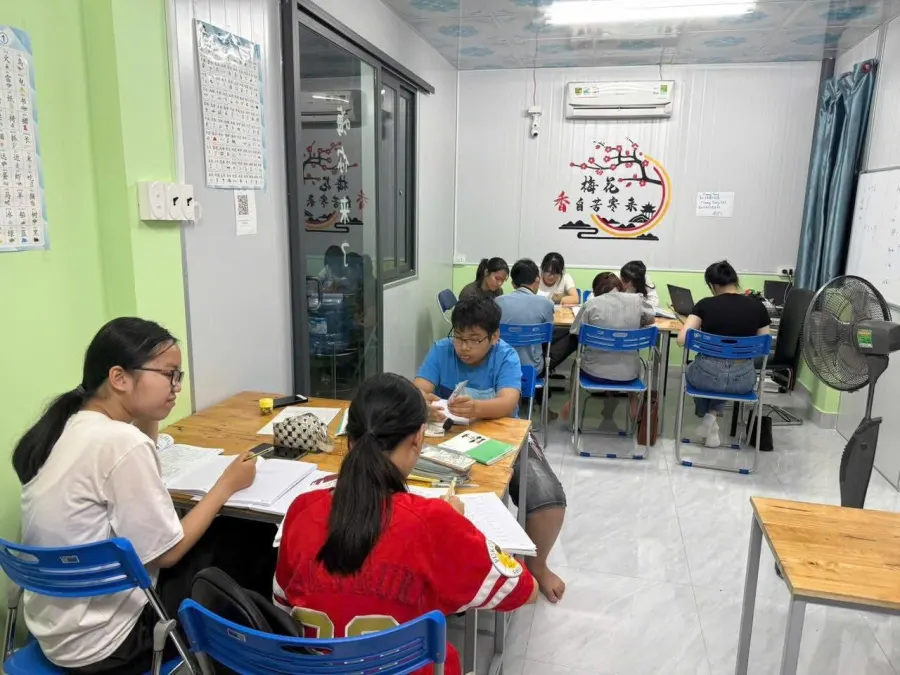 Trung tâm Ngoại Ngữ Khả Văn - Hoa Văn Chinese 2