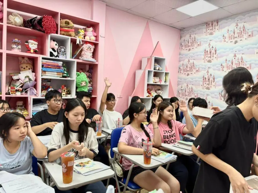 Trung tâm FlyHigh Education Centre