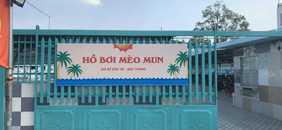 Trung tâm Hồ bơi Mèo Mun