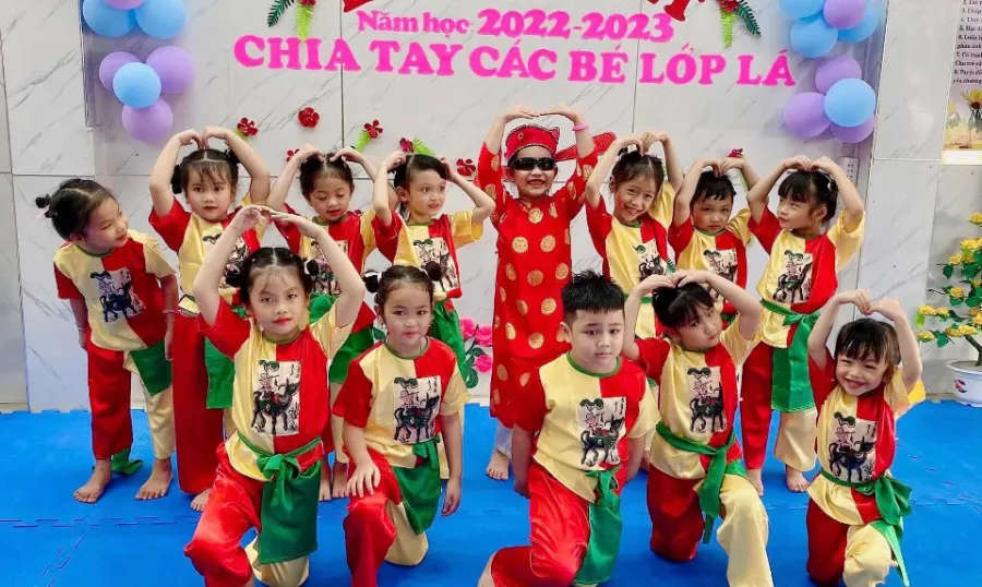 Trường mầm non Hoa Hồng