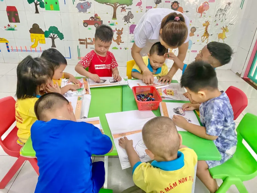 Trường Mầm Non Hoa Hướng Dương
