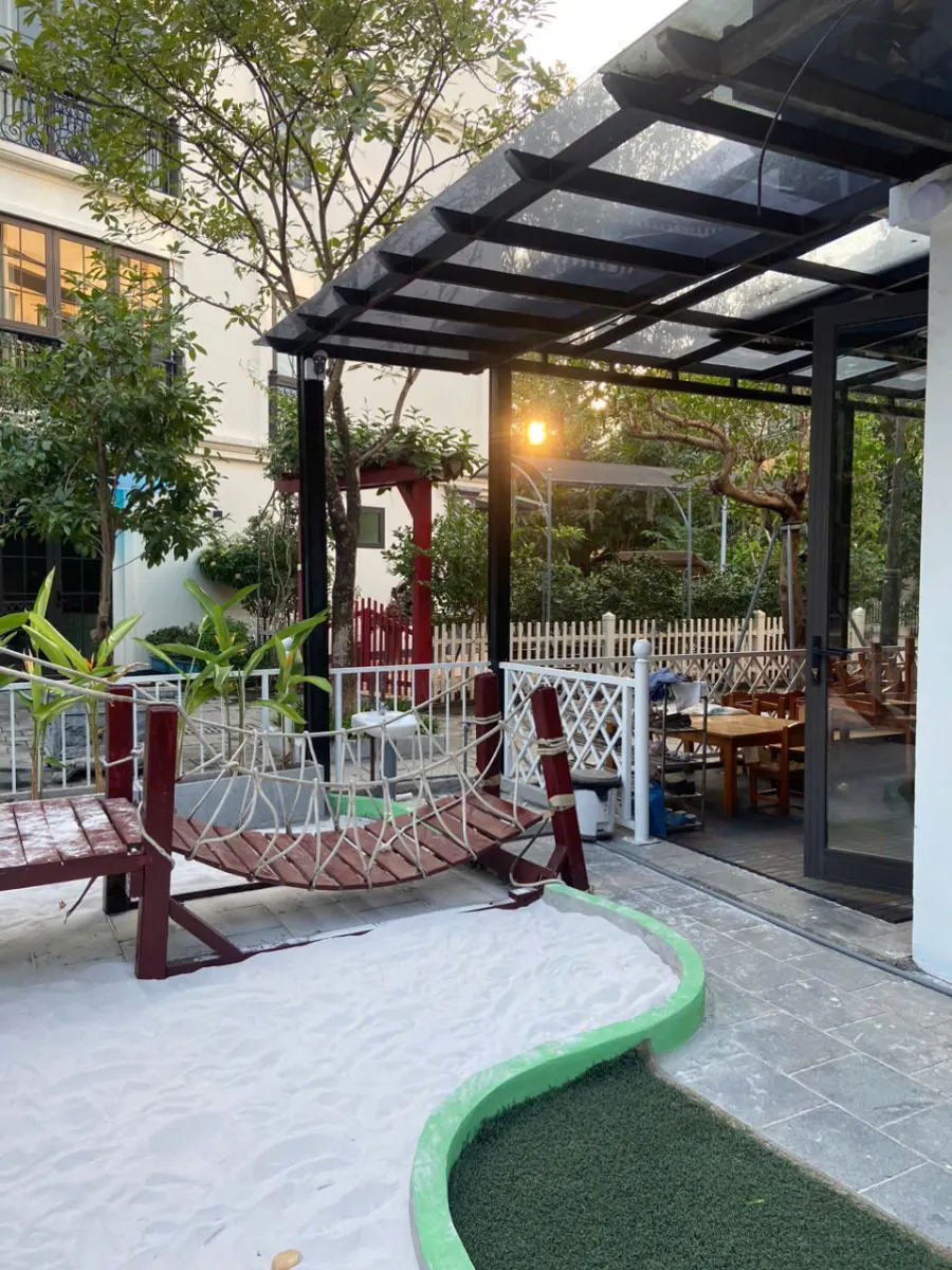 Mầm non Ấm & Êm Montessori - Ecopark, Văn Giang