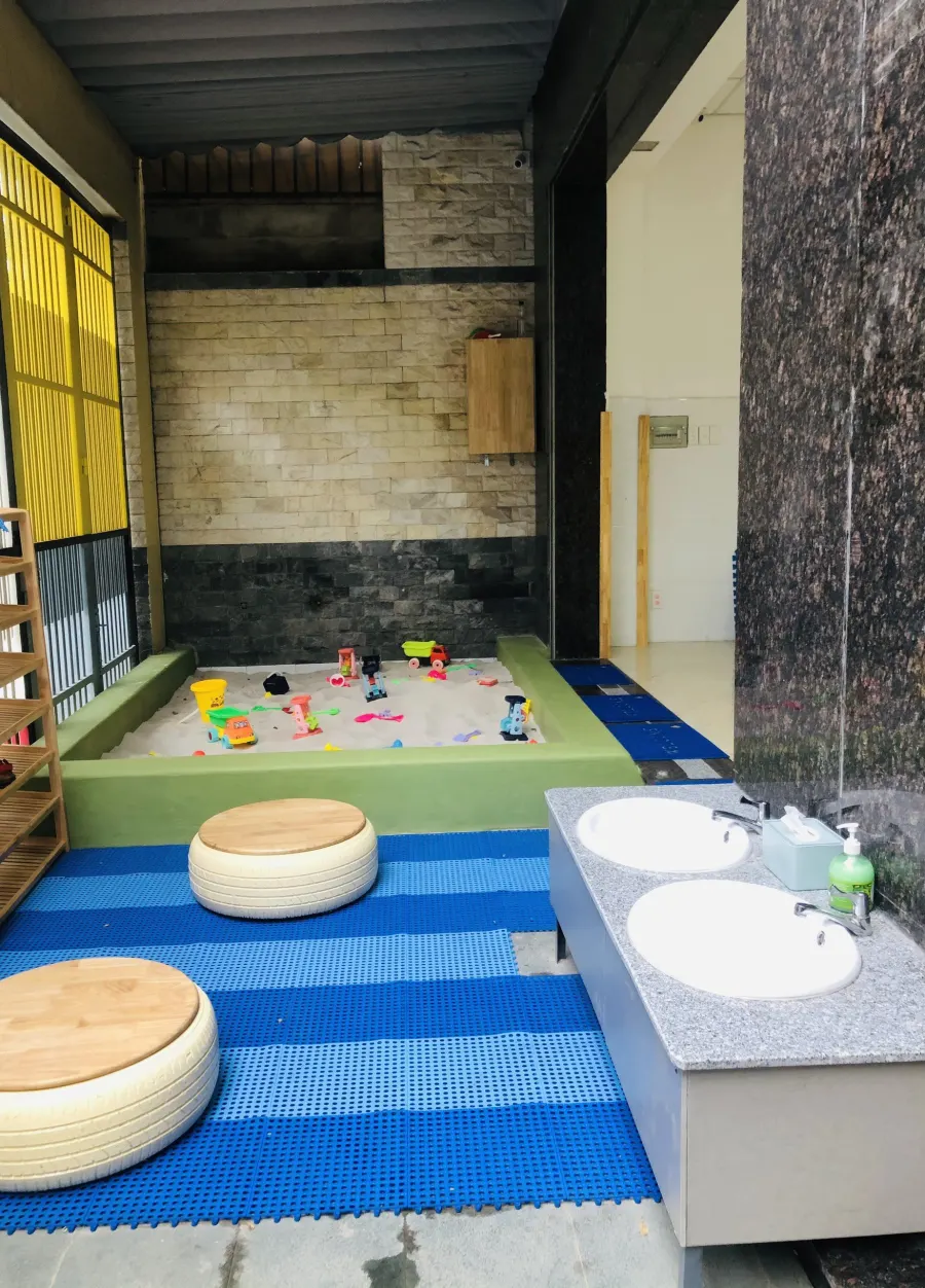 Mầm non Song ngữ Montessori Lemon Preschool - Campus Hiệp Thành