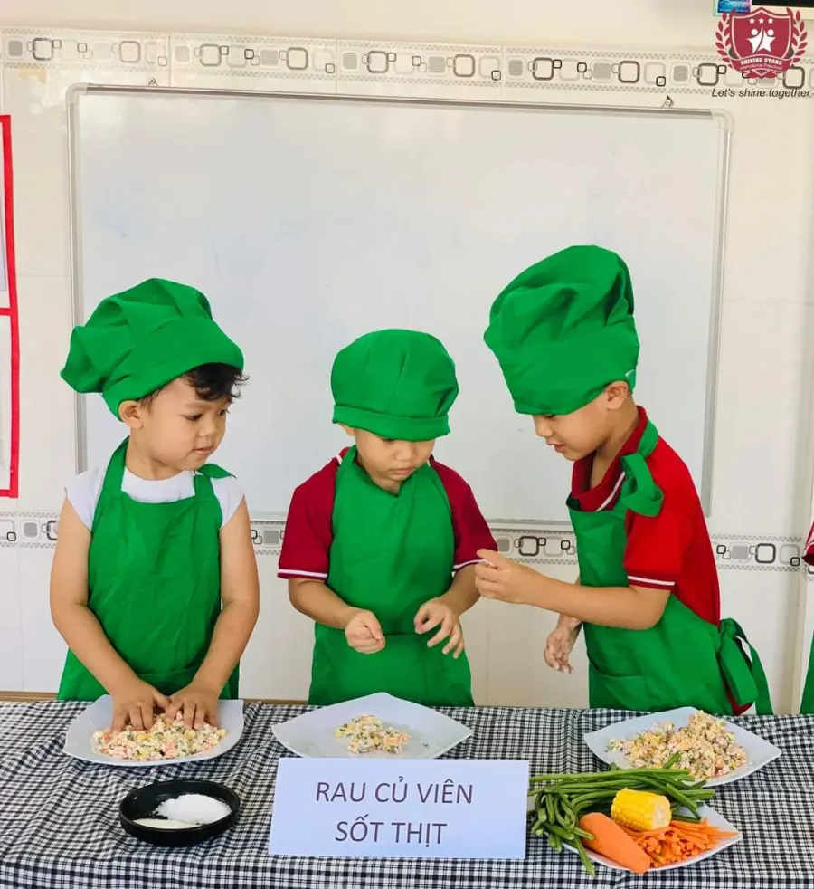 Trường Mầm Non Ngôi Sao Tuổi Thơ - Shiny Little Stars