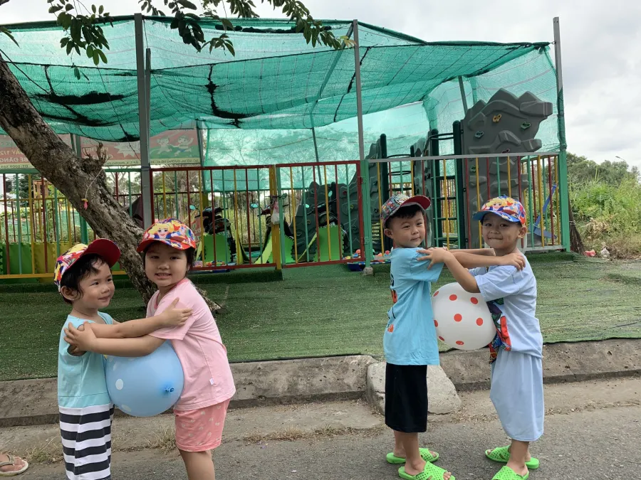 Mẫu Giáo Tuổi Thơ Xanh - Phong Phú