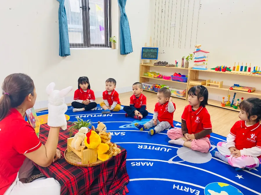 Mầm Non Ngôi Sao Việt (Viet Stars Preschool) - Ngọc Hồi, Hoàng Mai