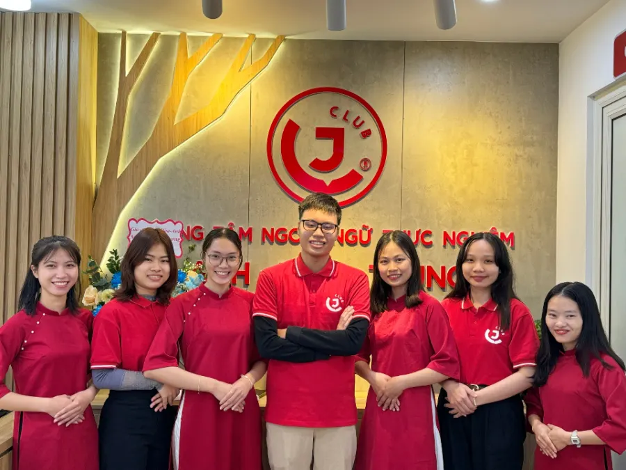 Trung Tâm Ngoại Ngữ Thực Nghiệm JCLUB