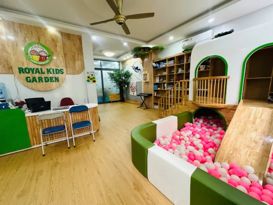 Royal Garden Preschool (Mầm Non Vườn Hoàng Gia)