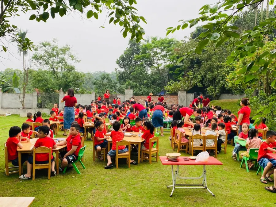 Trường Mầm Non Hoa Ban