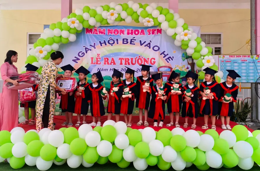 Mầm Non Hoa Sen