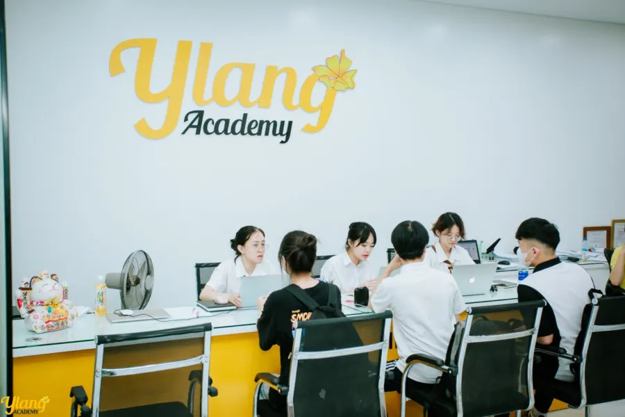 Trung Tâm Ngoại Ngữ Ylang Academy