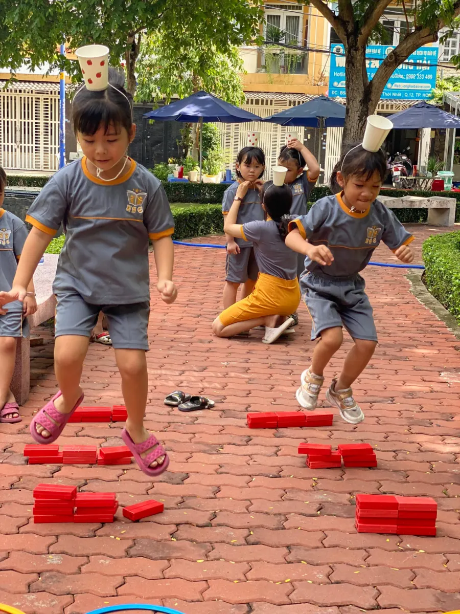 Mầm Non Những Em Bé Nói Tiếng Anh (ESC Kindergarten)