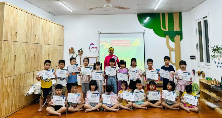 Mầm non Hoa Tháng Sáu (June Kindergarten)