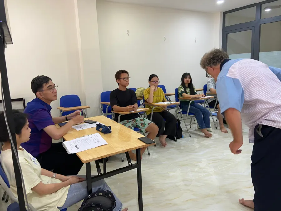 Trung Tâm Tiếng Anh Jessie English Club (JEC)