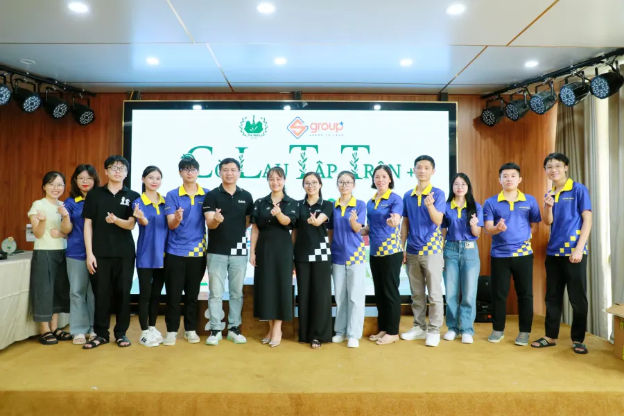 Câu Lạc Bộ Cờ Vua The Reed Chess