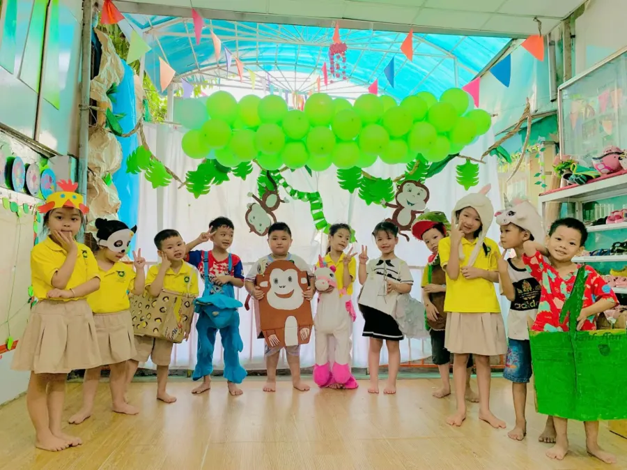 Lớp Mầm Non Người Bạn Nhỏ (Little Friends)