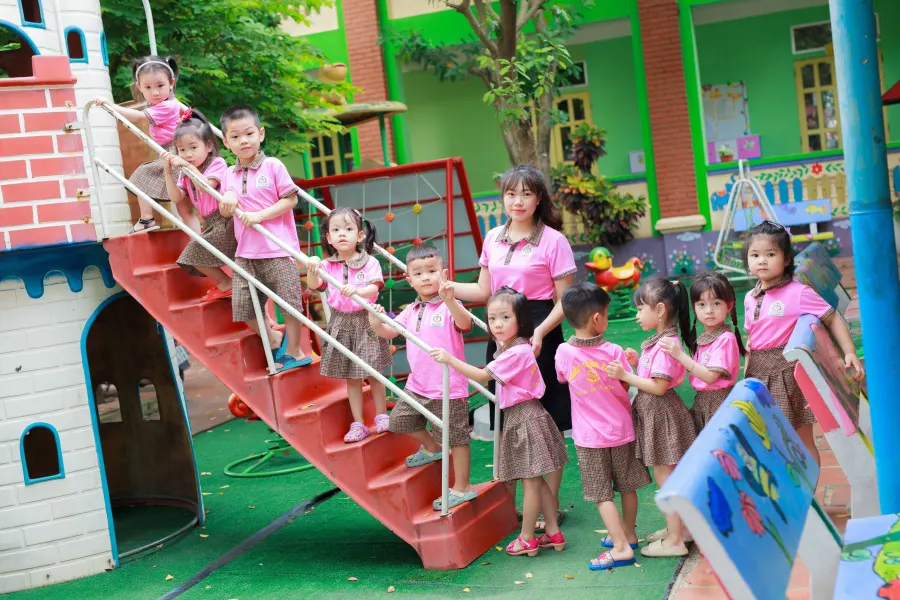 Trường Mầm non Tuổi Thần Tiên