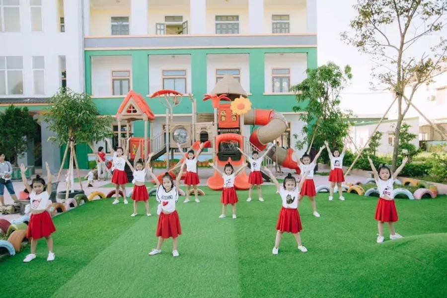 Trường mầm non Việt - Úc