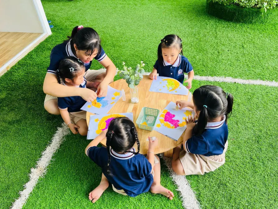Mầm Non Sunshine House Montessori - Lê Văn Khương, Quận 12