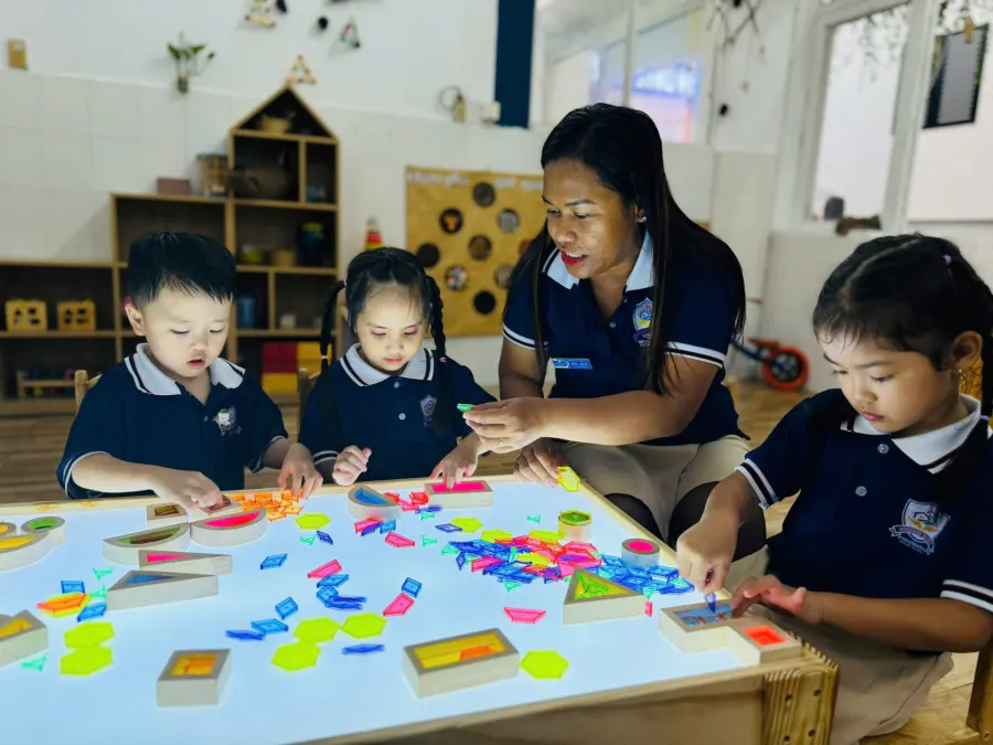 Mầm Non Sunshine House Montessori - Lê Văn Khương, Quận 12