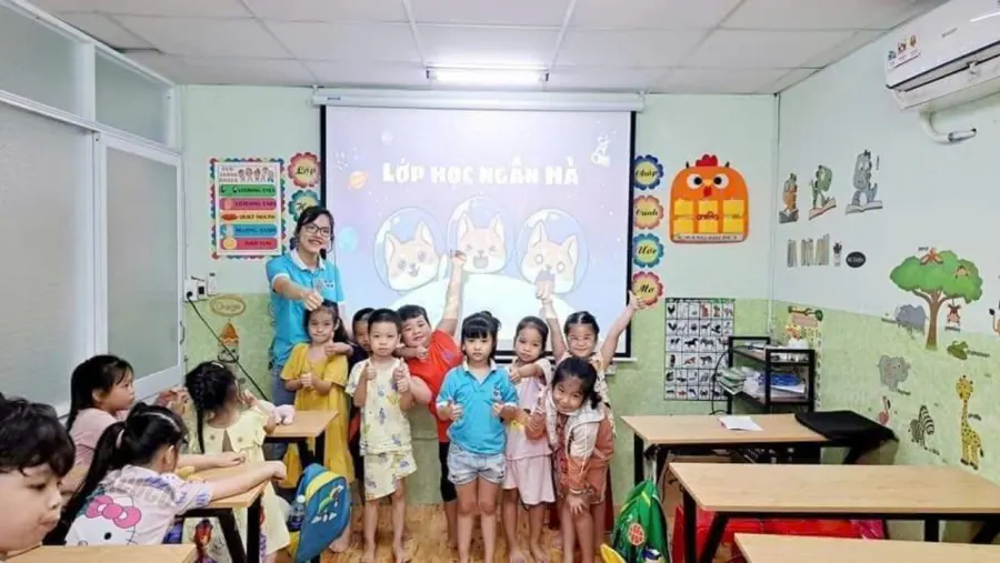 Câu Lạc Bộ Năng Khiếu - Luyện Chữ Đẹp Ngân Hà