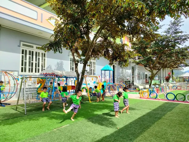 Trường MN Hoa Hướng Dương