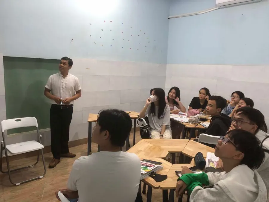 Trung Tâm Ngoại Ngữ & Kỹ Năng Sống SH