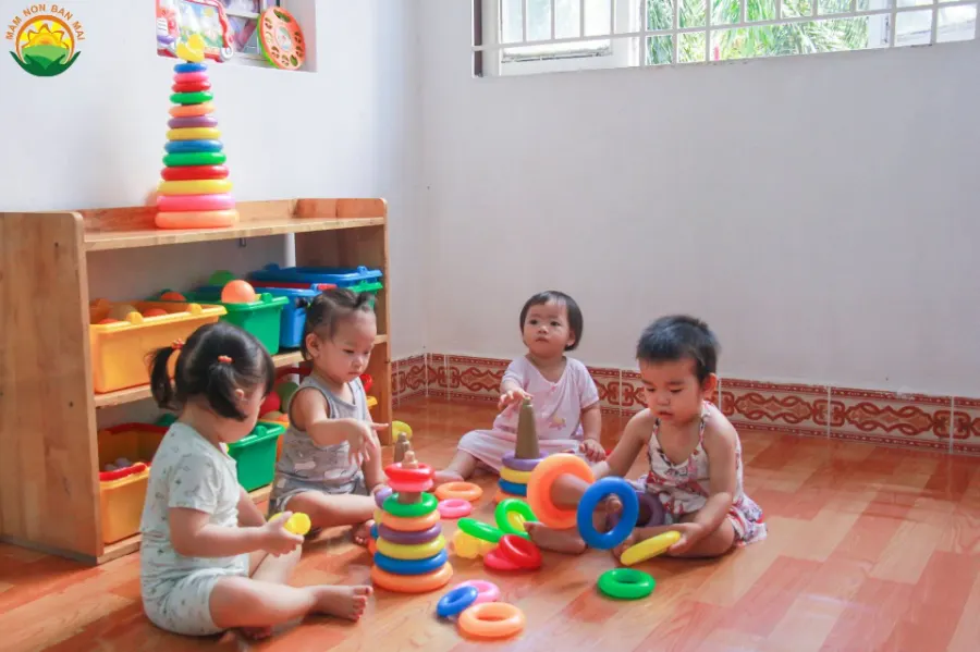 Nhóm trẻ Ban Mai - Nguyễn Cư Trinh
