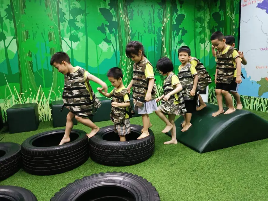 Trường Mầm Non Mặt Trời Bé Con (Little Sun)