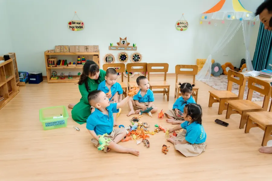 Mầm Non Mặt Trời Bé Thơ - Hồng Hải, Hạ Long