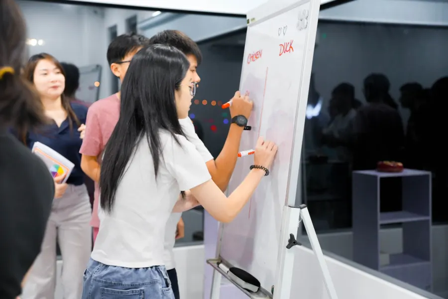 Lớp tiếng Anh Kenneth Learning
