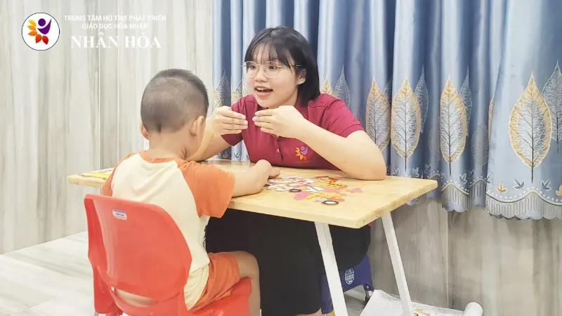 Trung tâm dạy trẻ tự kỷ chậm nói Nhân Hoà Tô Ký, Quận 12