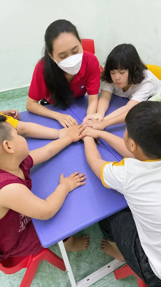 Trung Tâm Dạy Trẻ Chậm Nói Tự Kỷ Trí Việt - Linh Trung, Thủ Đức