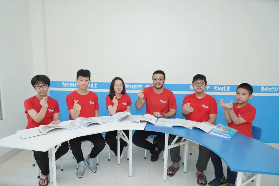 Trung tâm Ngoại Ngữ Bright Smile Academy