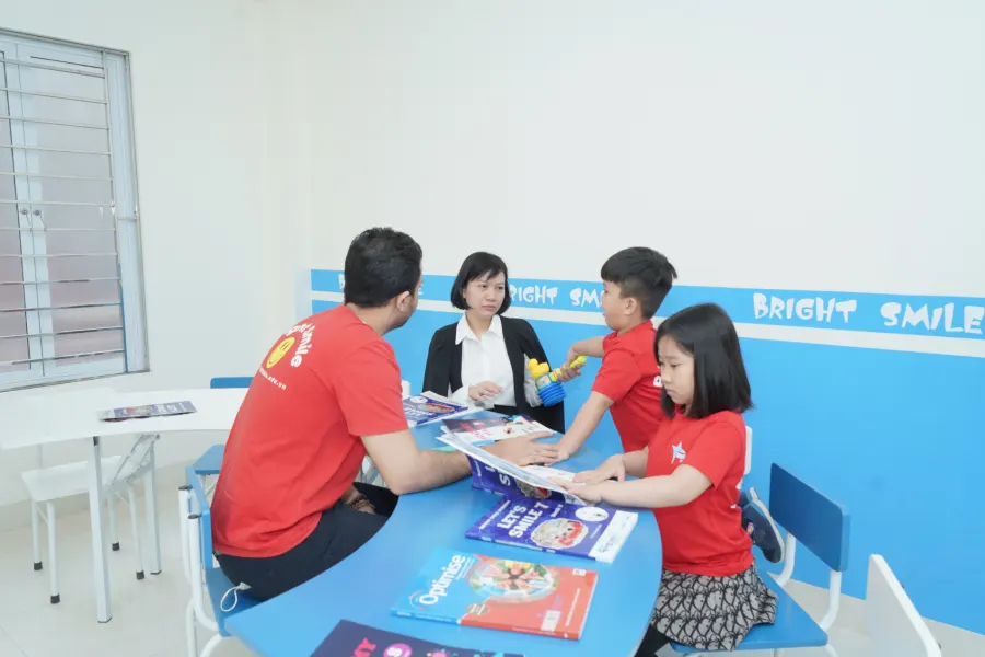Trung tâm Ngoại Ngữ Bright Smile Academy