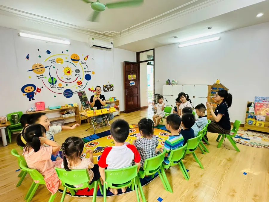 Trường Mầm Non Bé Thông Minh ( Clever Kids )