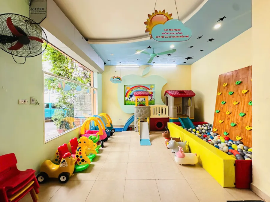 Trường Mầm Non Bé Thông Minh ( Clever Kids )