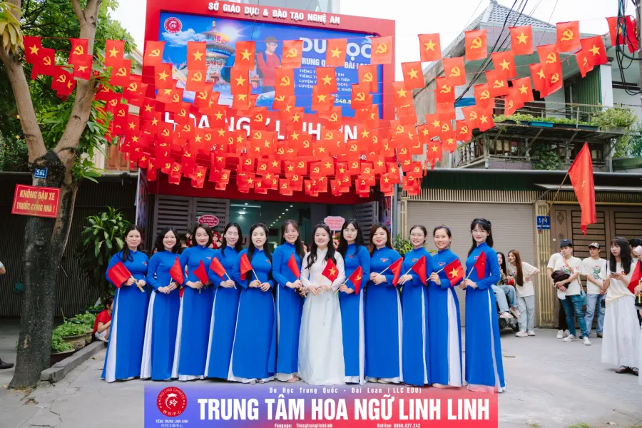 Trung Tâm Hoa Ngữ Linh Linh - TP Vinh