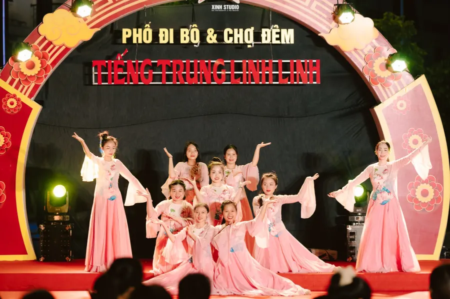 Trung Tâm Hoa Ngữ Linh Linh - TP Huế