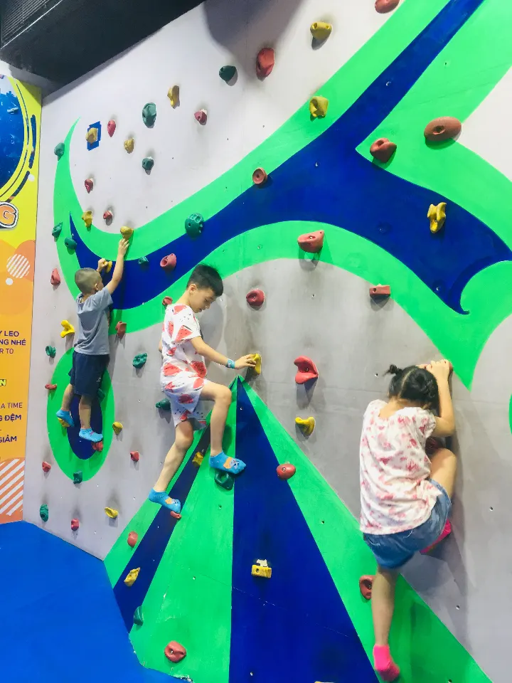 Trung tâm Tiếng Anh AvvA ( Avva English Center) - Quan Hoa
