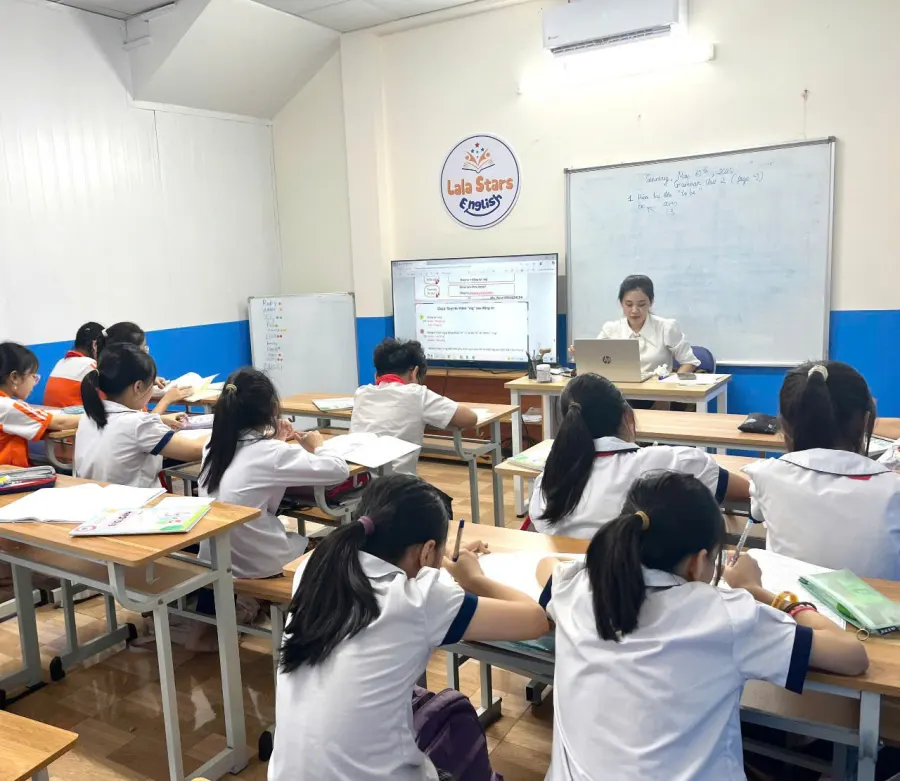 Trung tâm tiếng Anh Lala Stars English