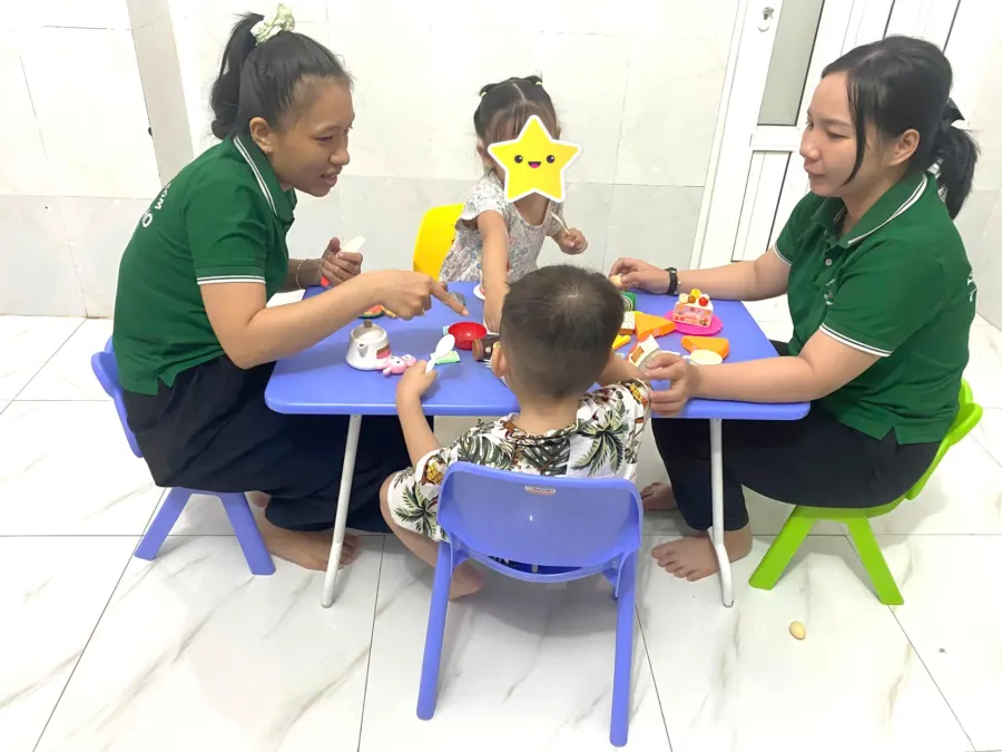 Trung Tâm Can Thiệp Sớm Từng Bước Nhỏ