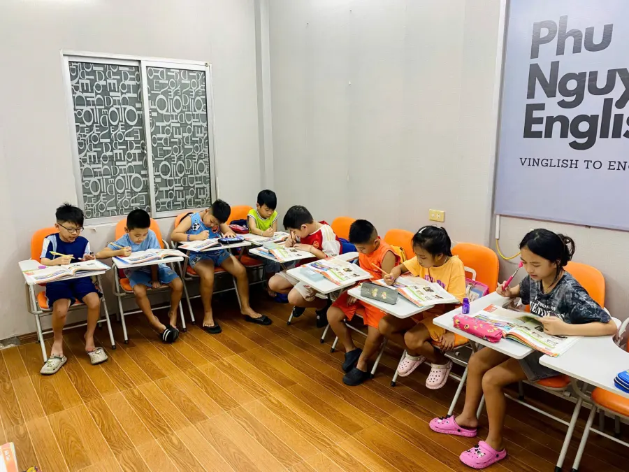 Trung Tâm Ngoại Ngữ Thầy Phú - Homie Education