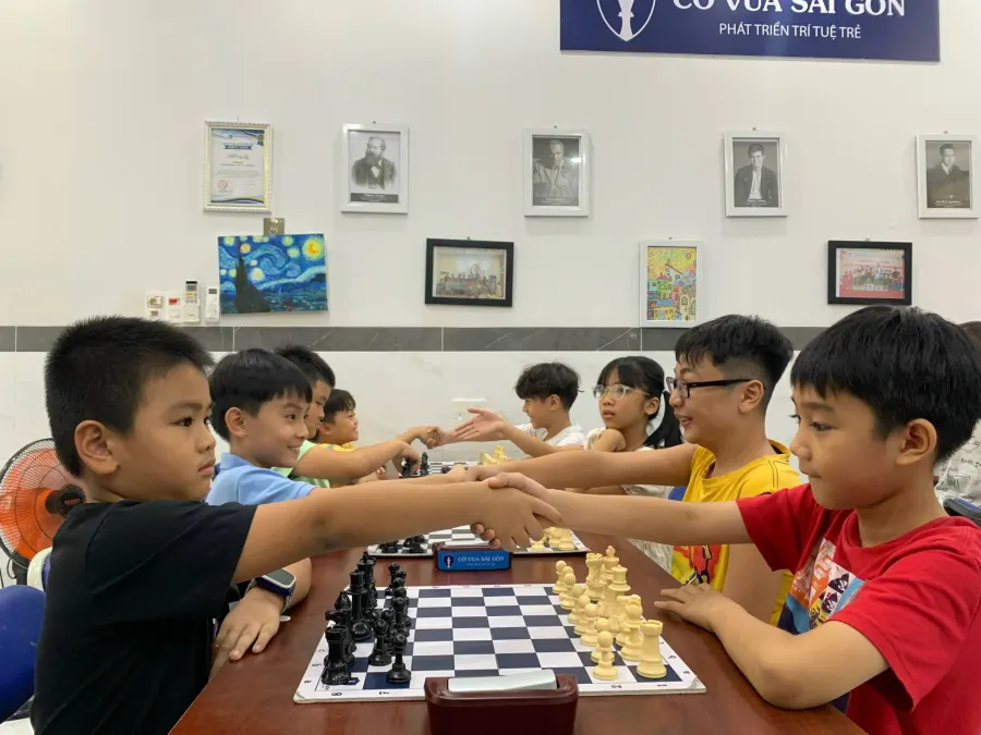 Trung Tâm Cờ Vua Sài Gòn Hoa Sứ