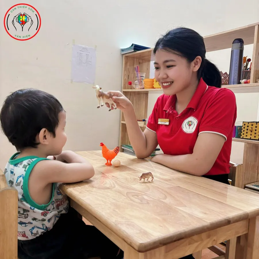 Trung Tâm Can Thiệp Sớm Văn Hiến
